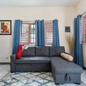 Shaw Park Gem Apartment