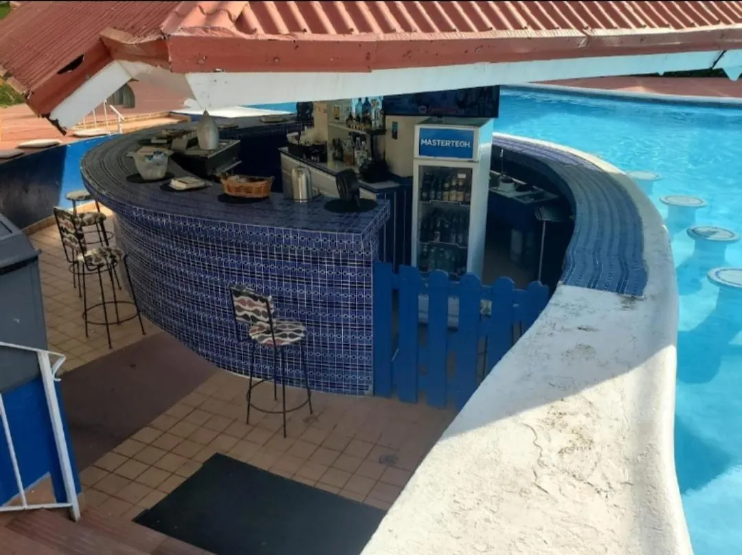 Comfort Zone At The Ridge E17 Ocho Rios